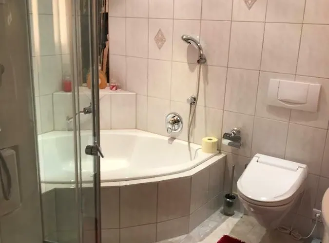 Neurauter's Ferienappart: *